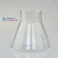 Juwenalia medyczne w akademiku? Tak ze szklanymi menzurkami to jest to.