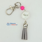 Brelok CZEPEK PIELĘGNIARSKI z szarym chwostem