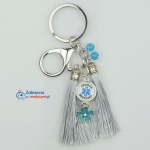 Brelok OPIEKUN MEDYCZNY z chwostem i kwiatkiem