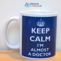Keep Calm I'm Almost a Doctor, kubek dla przyszłego lekarza, kubek dla doktora, gadżet dla lekarza.
