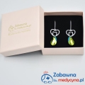 Kolczyki KOTEK Swarovski łezka Scarabaeus Green srebro 925 studentka weterynarii prezent dla studentki Weterynarii prezent dla kociary prezent dla miłośniczki kotów super kot kot vet wet wetka studia weterynaryjne hit kot behawiorystka hodowca kotów