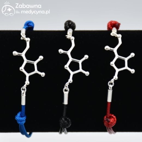biżuteria molekularna prezent dla maturzysty chemia biochemia witaminy biżuteria gadżet szpital witamina C studentka medycyny studentka chemii matura z chemii prezent hit chemia
pamiętać o witaminach