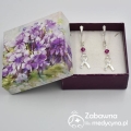 Kolczyki WSTĄŻKA i SWAROVSKI bicone (Fuchsia) srebro 925 - symbol walki z rakiem rak pielęgniarka onkologiczna onkologia onkologiczny wstążka wstazka z okazji wygrania z rakiem profilaktyka raka piersi, studentka fizjoterapii lub masażu