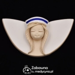 Mały ceramiczny opiekun medyczny ze skrzydełkami