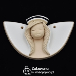 Mała ceramiczna pielęgniarka ze skrzydełkami